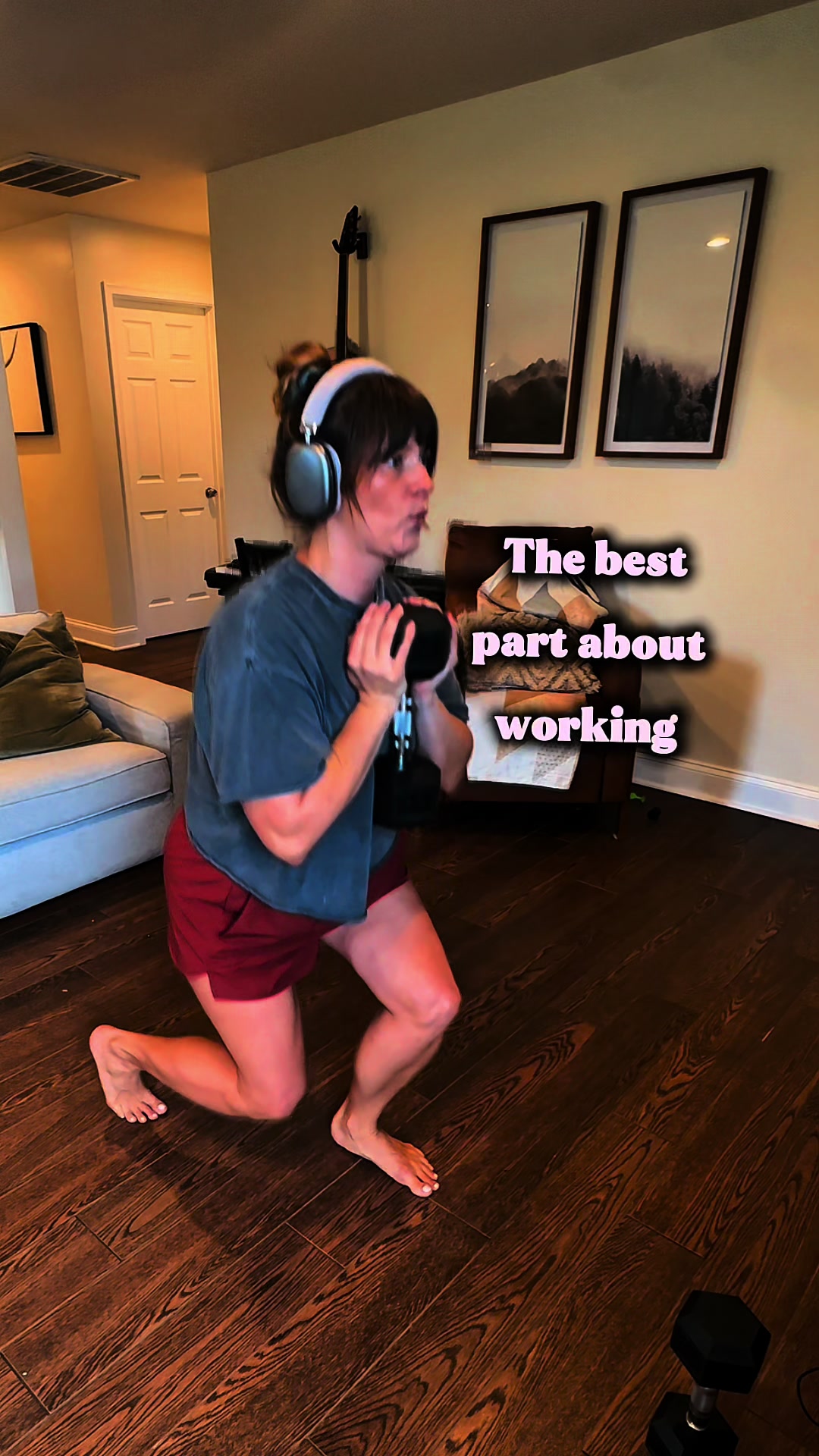 @MediocreMomsClub