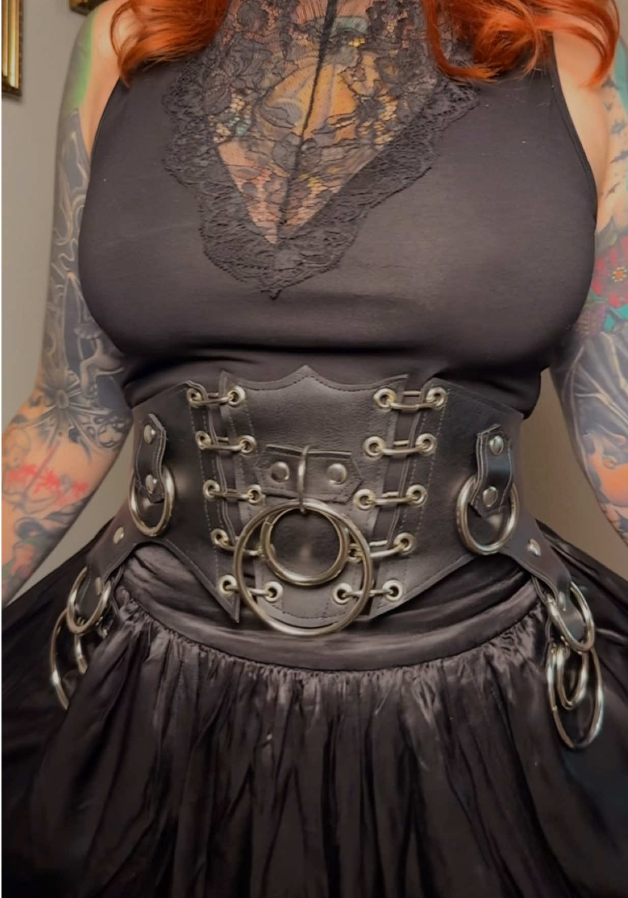 @thesilkspectre