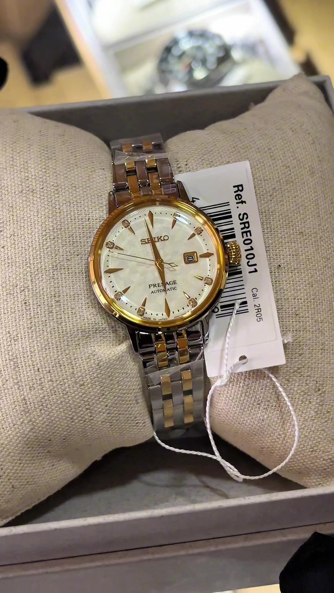 @Yonzon Timepieces