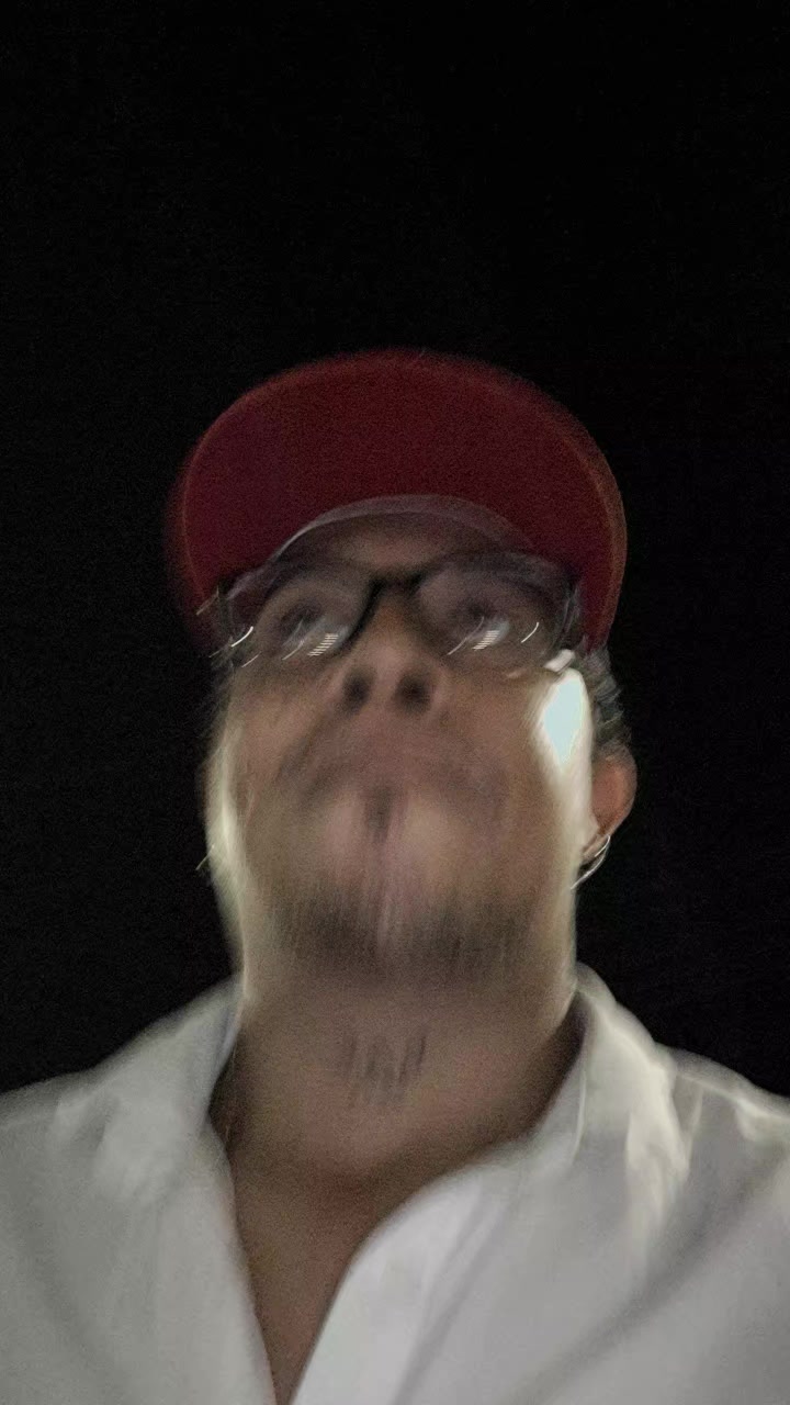 @Elflako