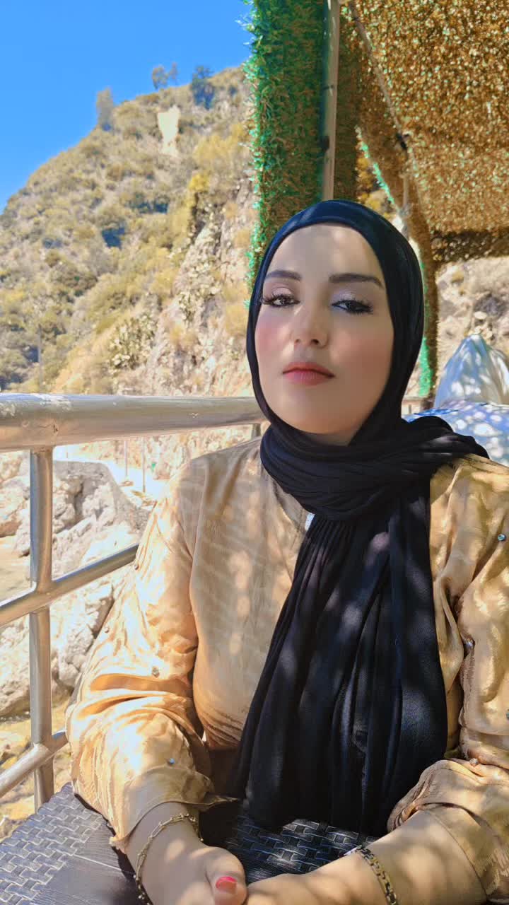 @مروة (وزيرة السعادة)🇩🇿