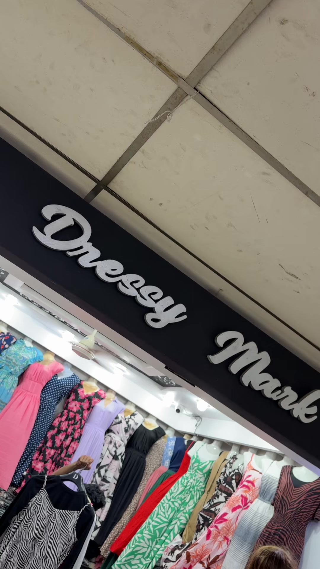@dressy_mark_249
