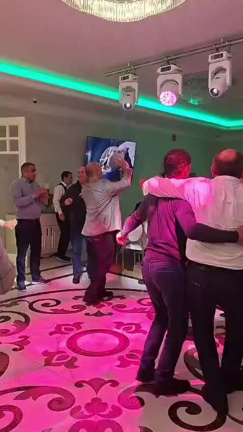 @niko