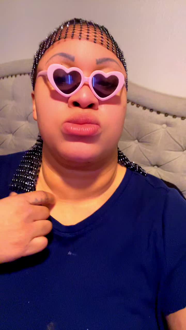 @1stladyone