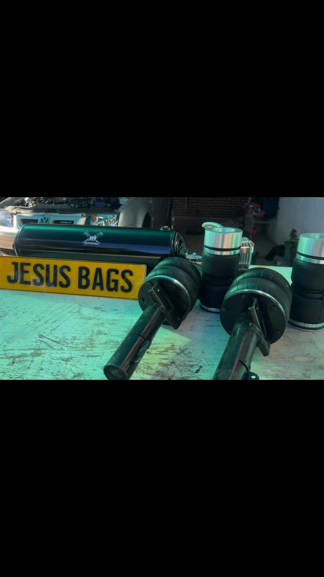 @Jesús bags oficial