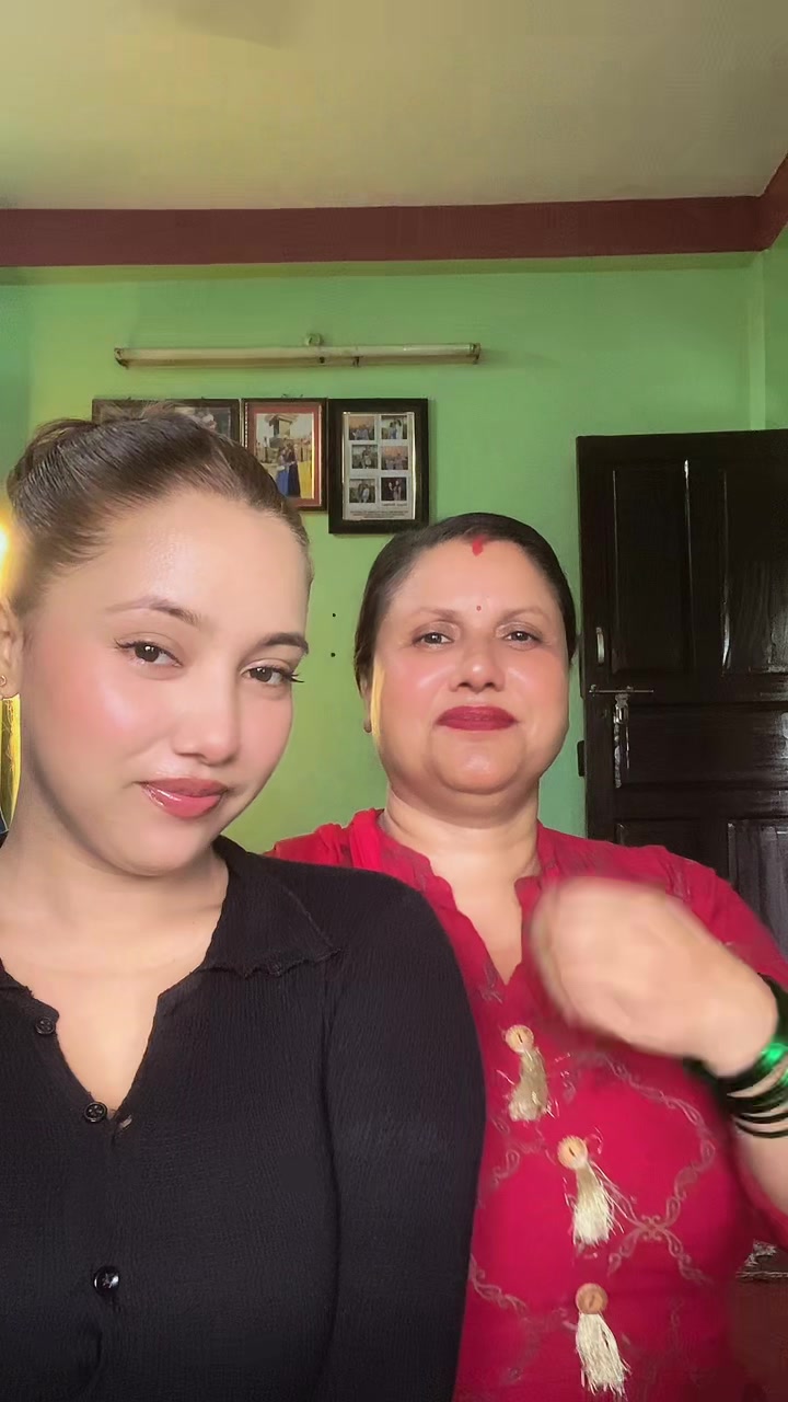 @Who_is_aeshika