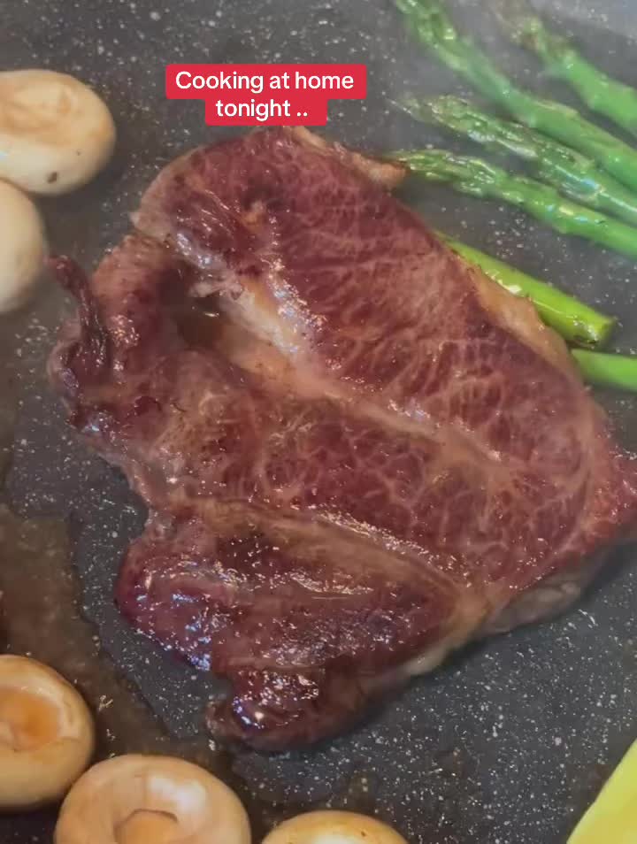 @Bunnytakesnotes1111