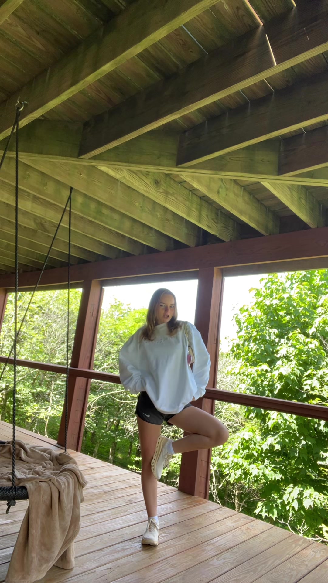 @ally_giele
