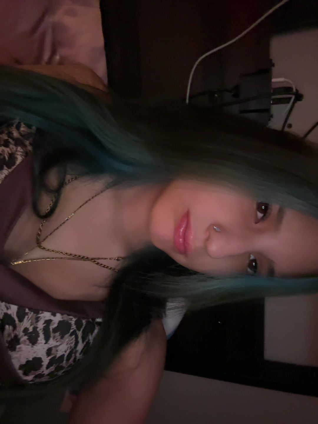 @♱