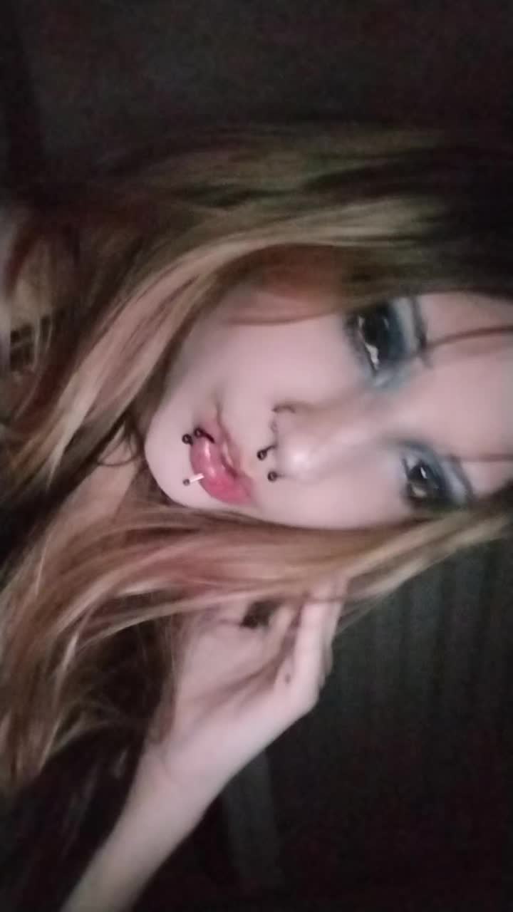 @⦮ ⦯