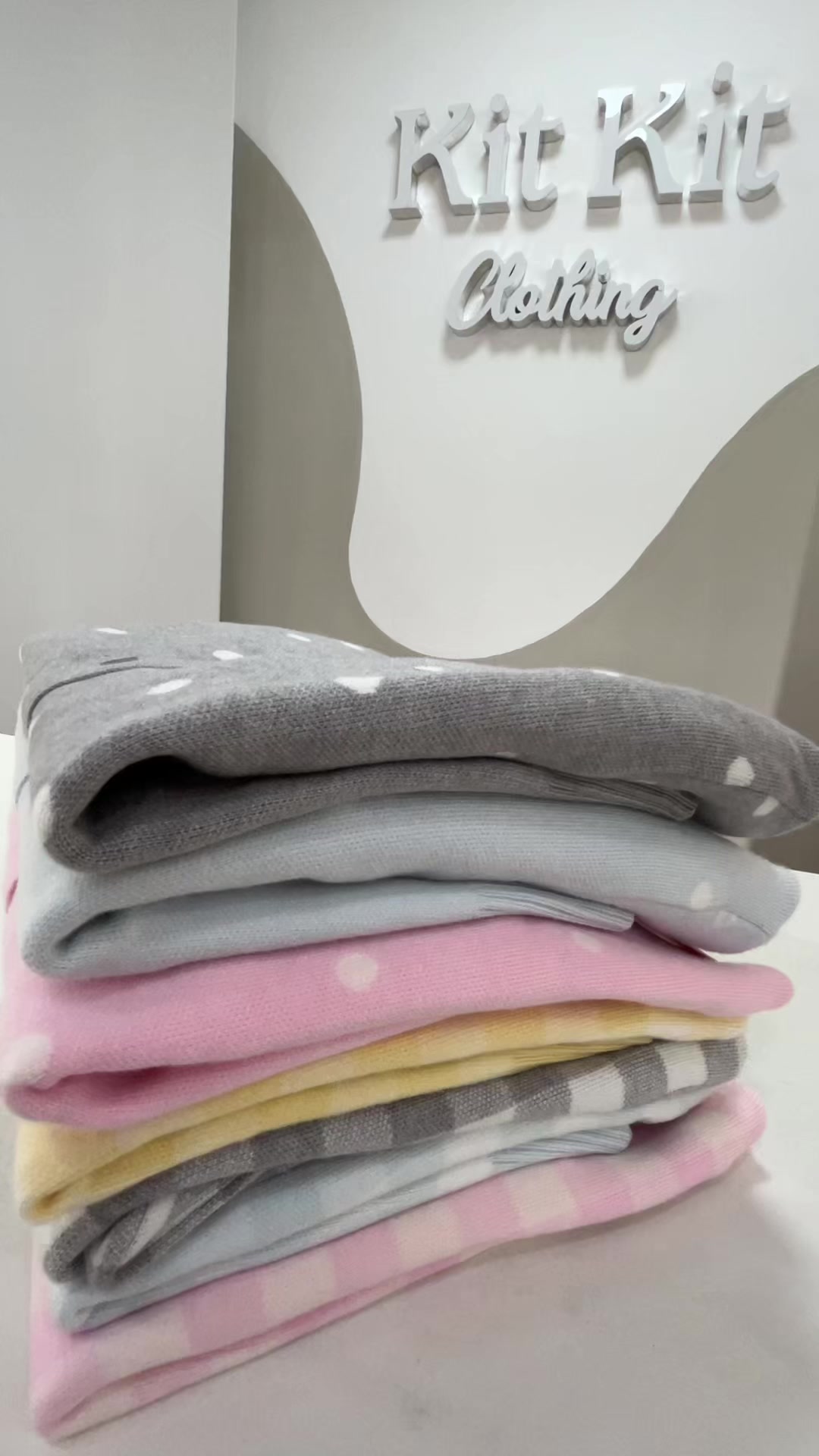 @Kit Kit Clothing(Tgi)