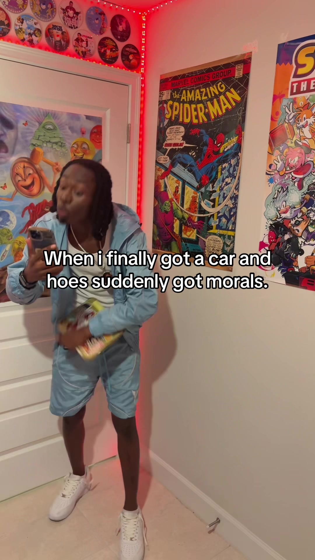 @⃟