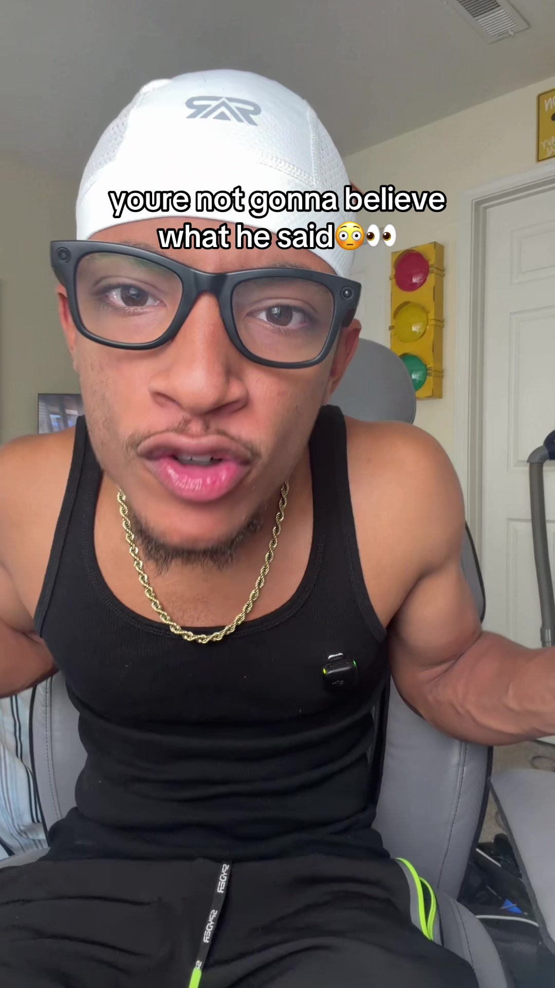 @jaylinfinds