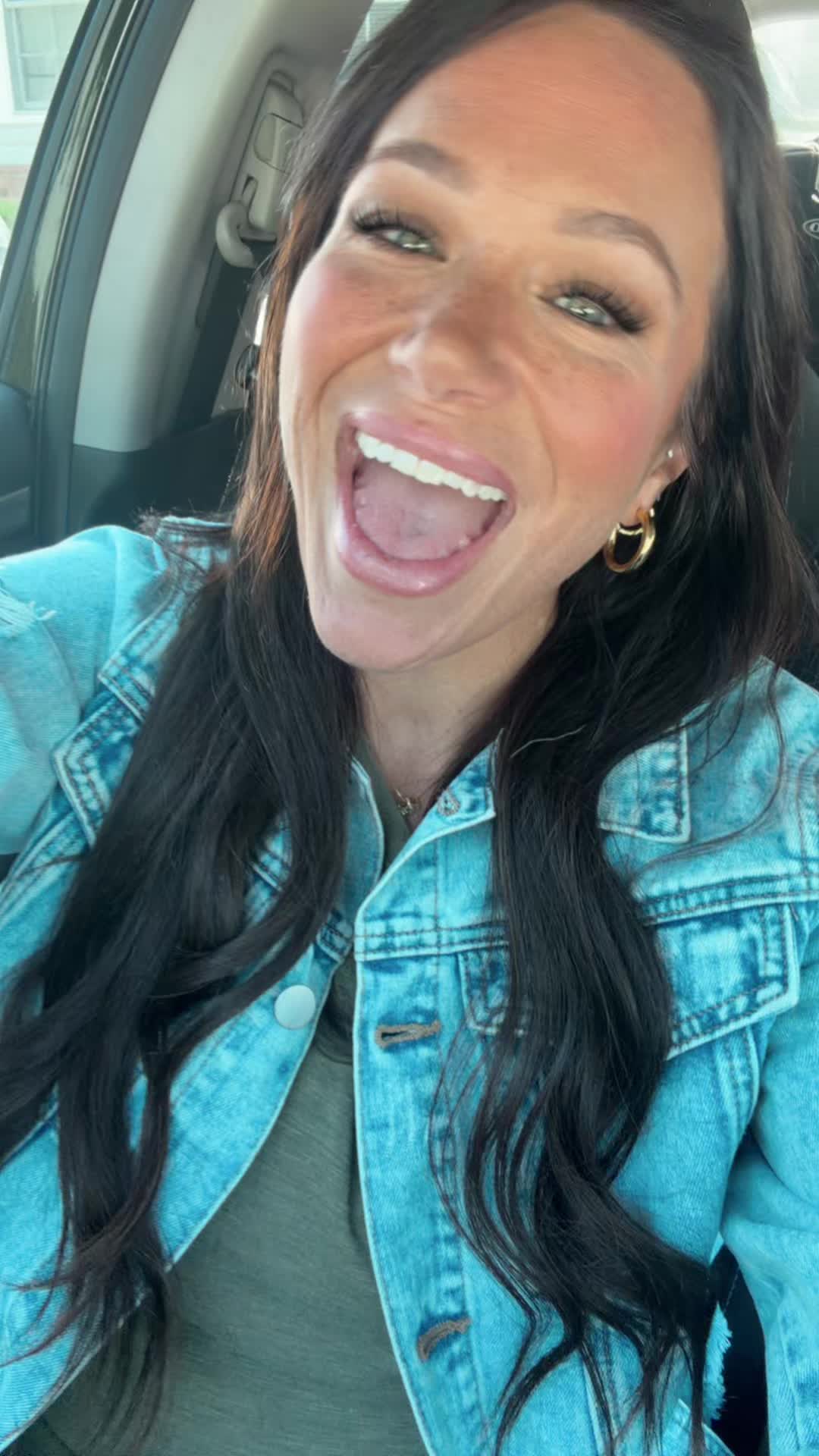 @Mama Britt💗