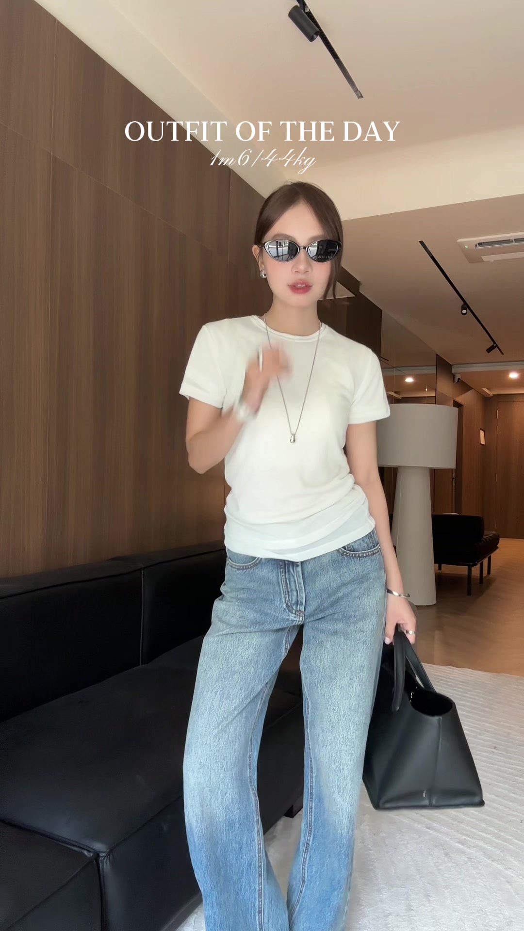 @Vẫn là bạn nhưng sang hơn