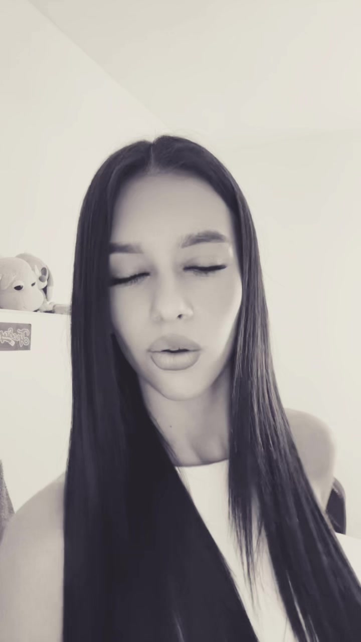 @Nina