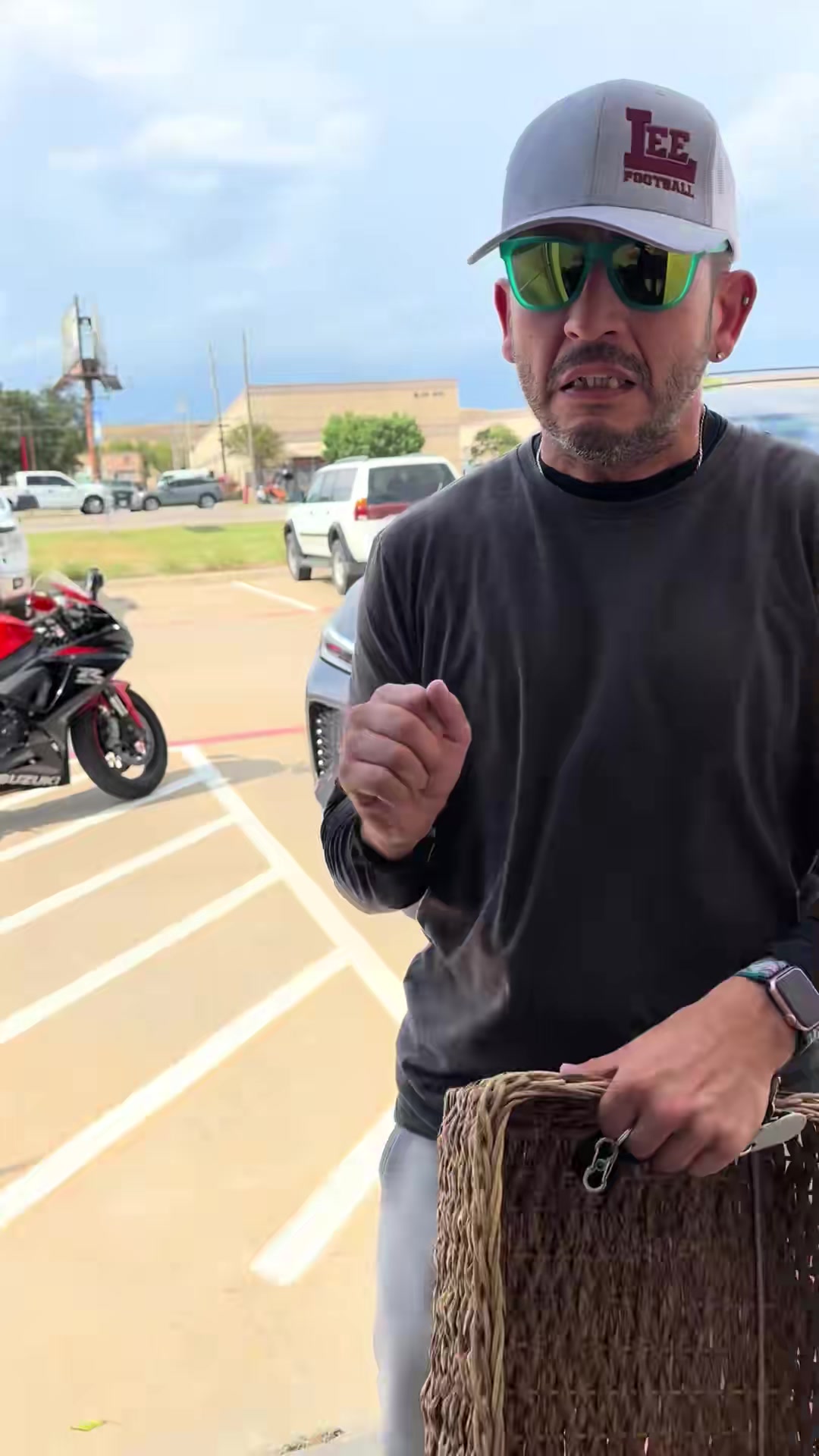 @MotoBros