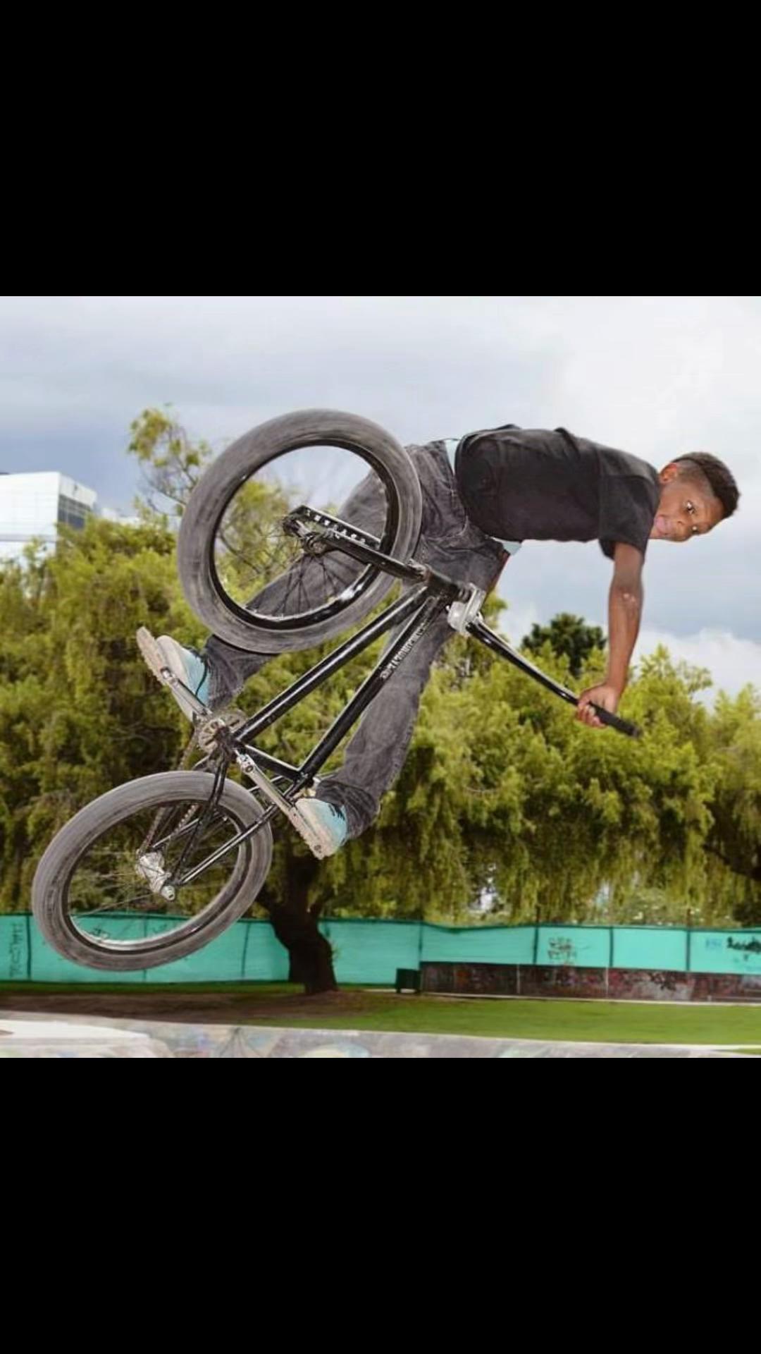 @00Anthony Lara bmx00