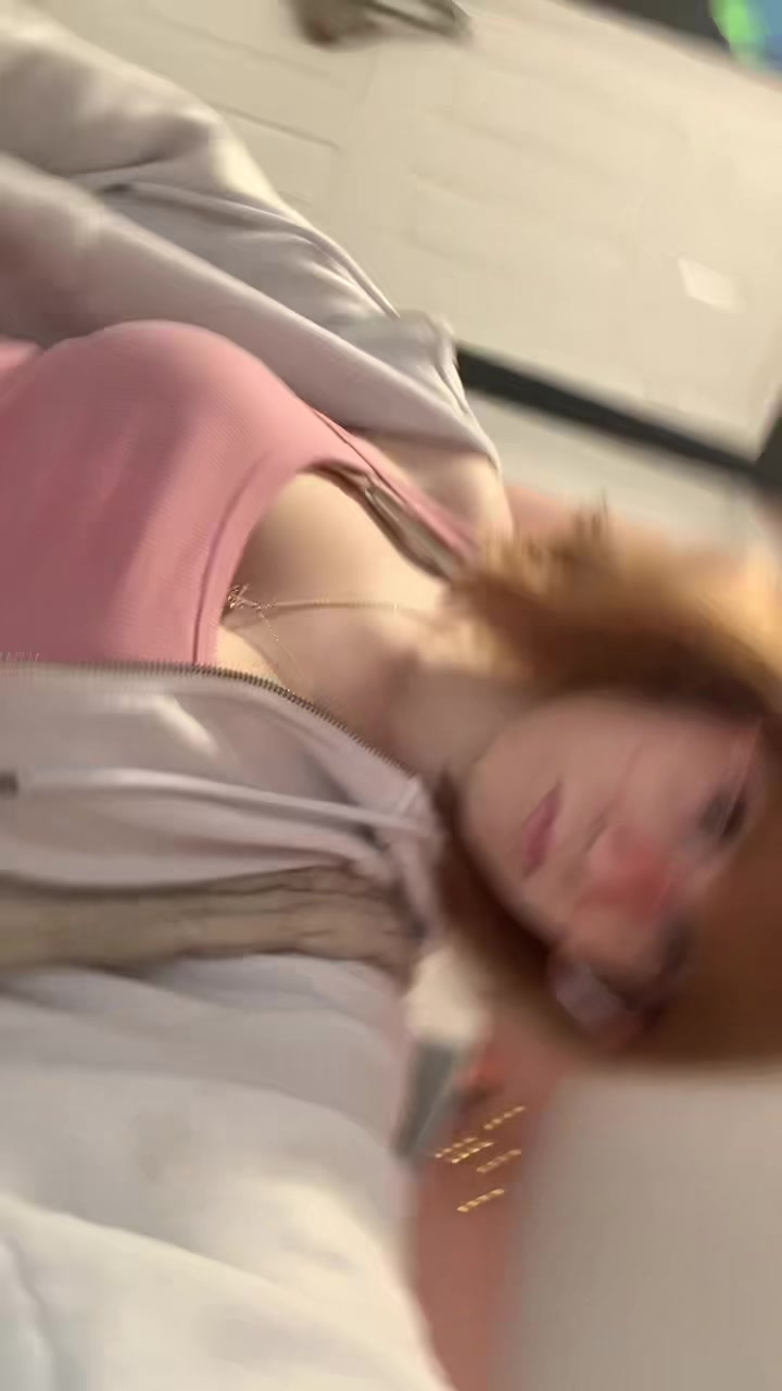@xlivyz2