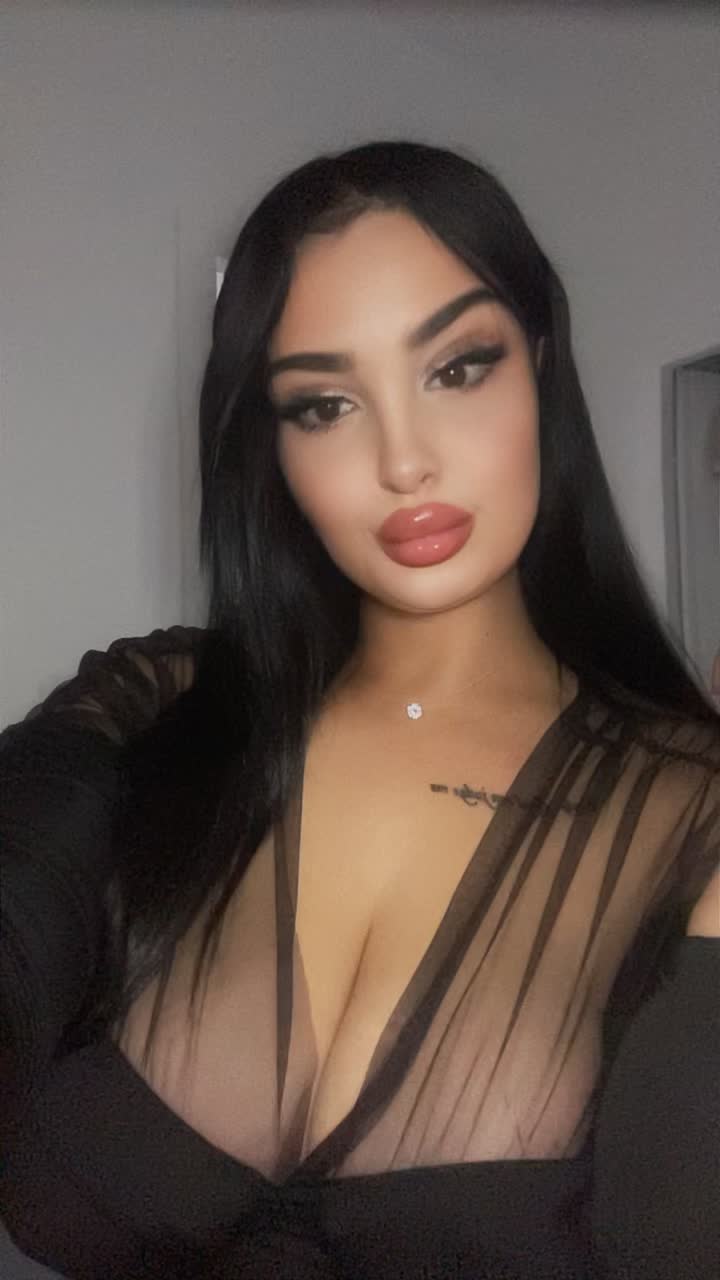 @Nesrine 🌸🐆