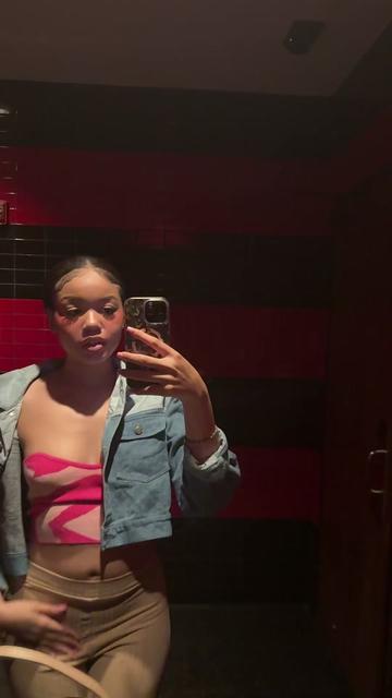 @therealbaddiebrii