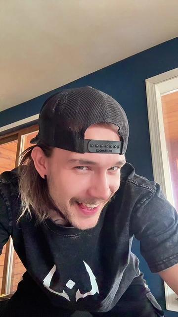 @J🕷️Gwilly💜