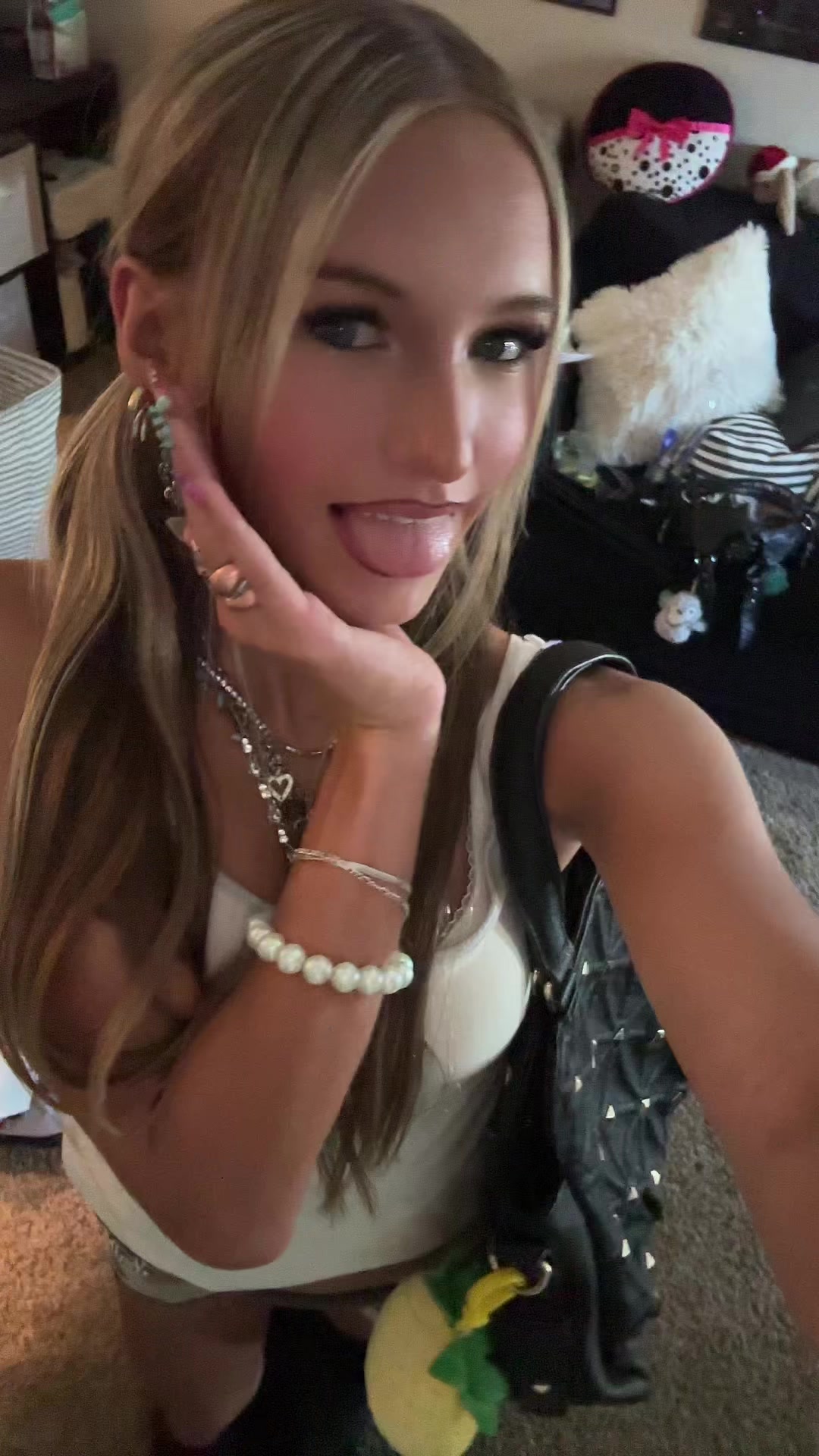 @.carleygardenhour