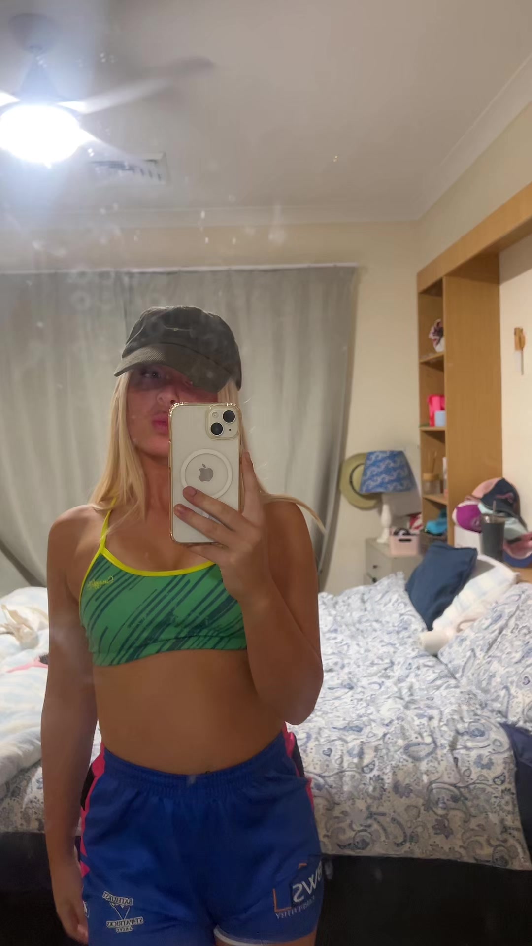 @zoeeesecond