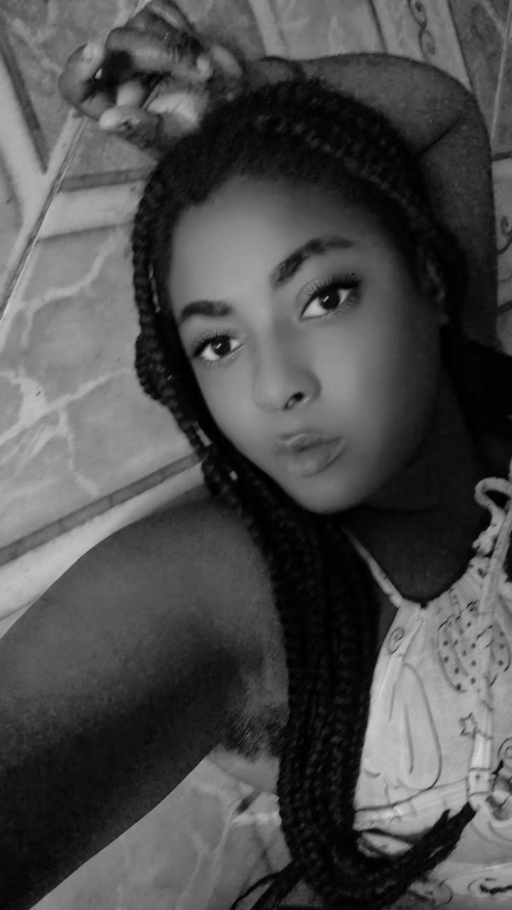 @sherloo la courageuse