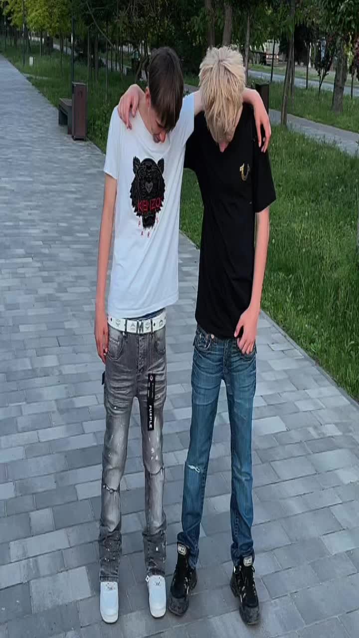 @колясик