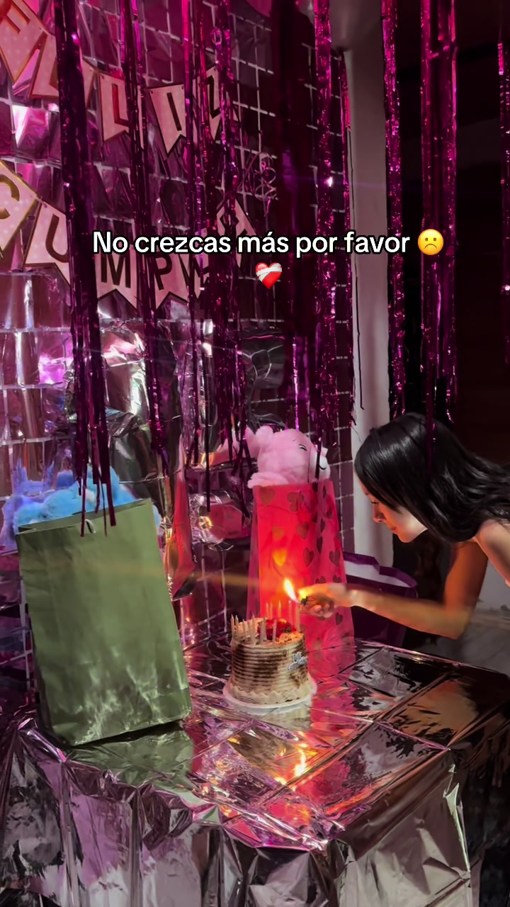 @Daniela🧸