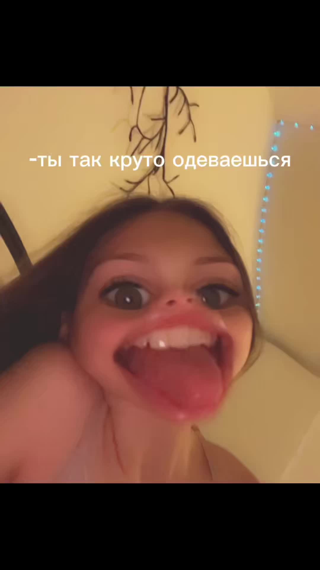 @𖣂