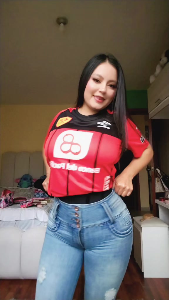 @Niicole Stefaniia 🌻🖤