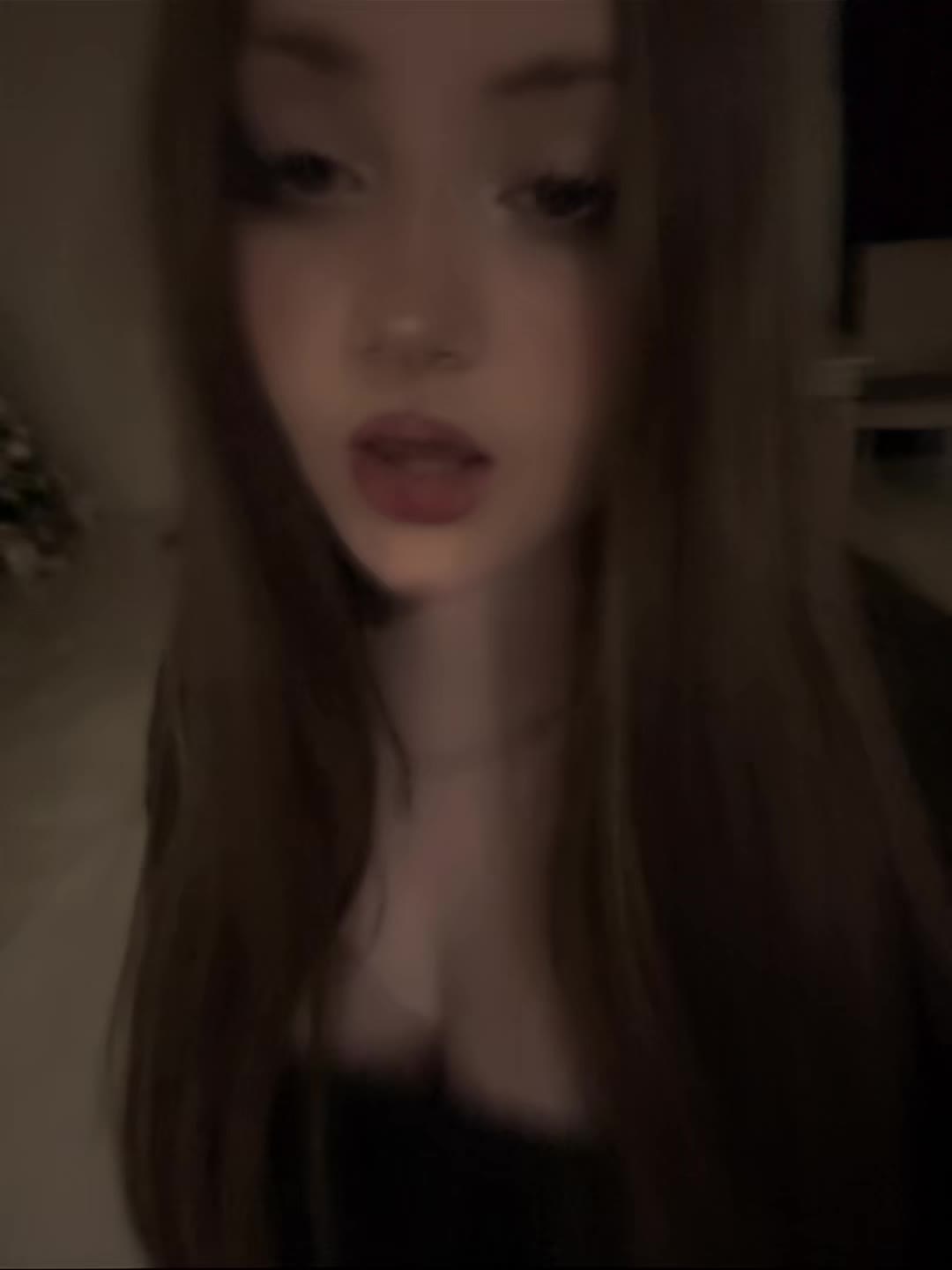 @𝓥𝓮𝓻𝓷𝓼 💋