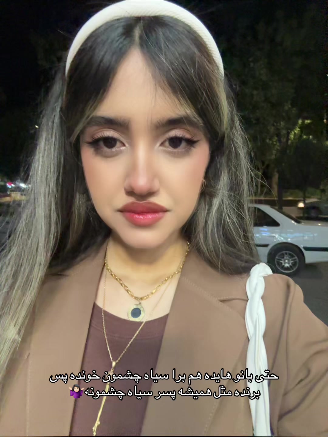 @Ella