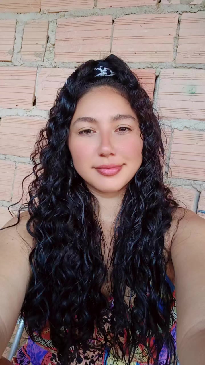 @Annycollares🦋