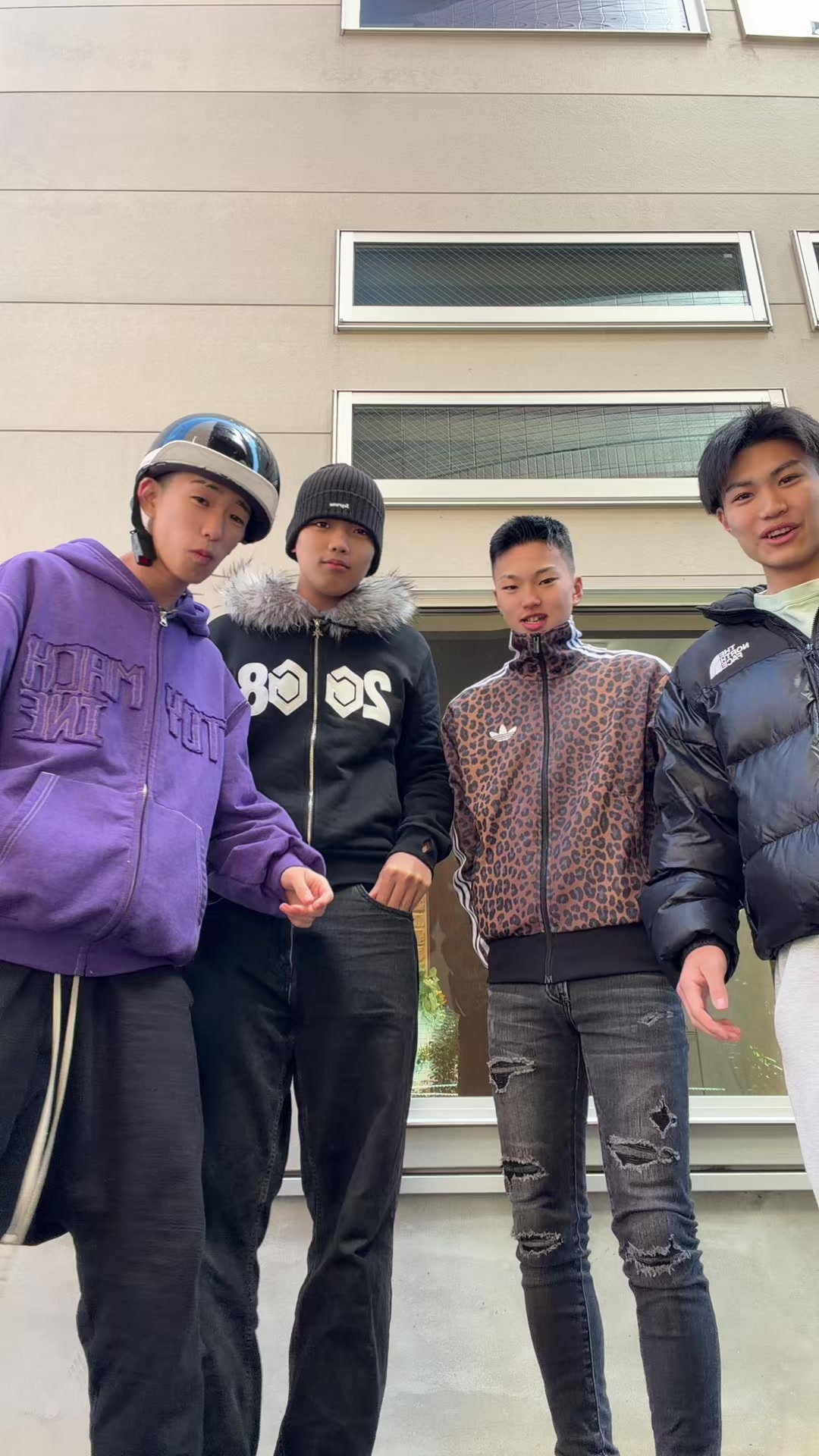 @ケンゾウ