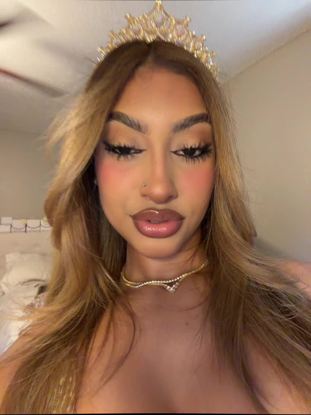 @N I K O L L E