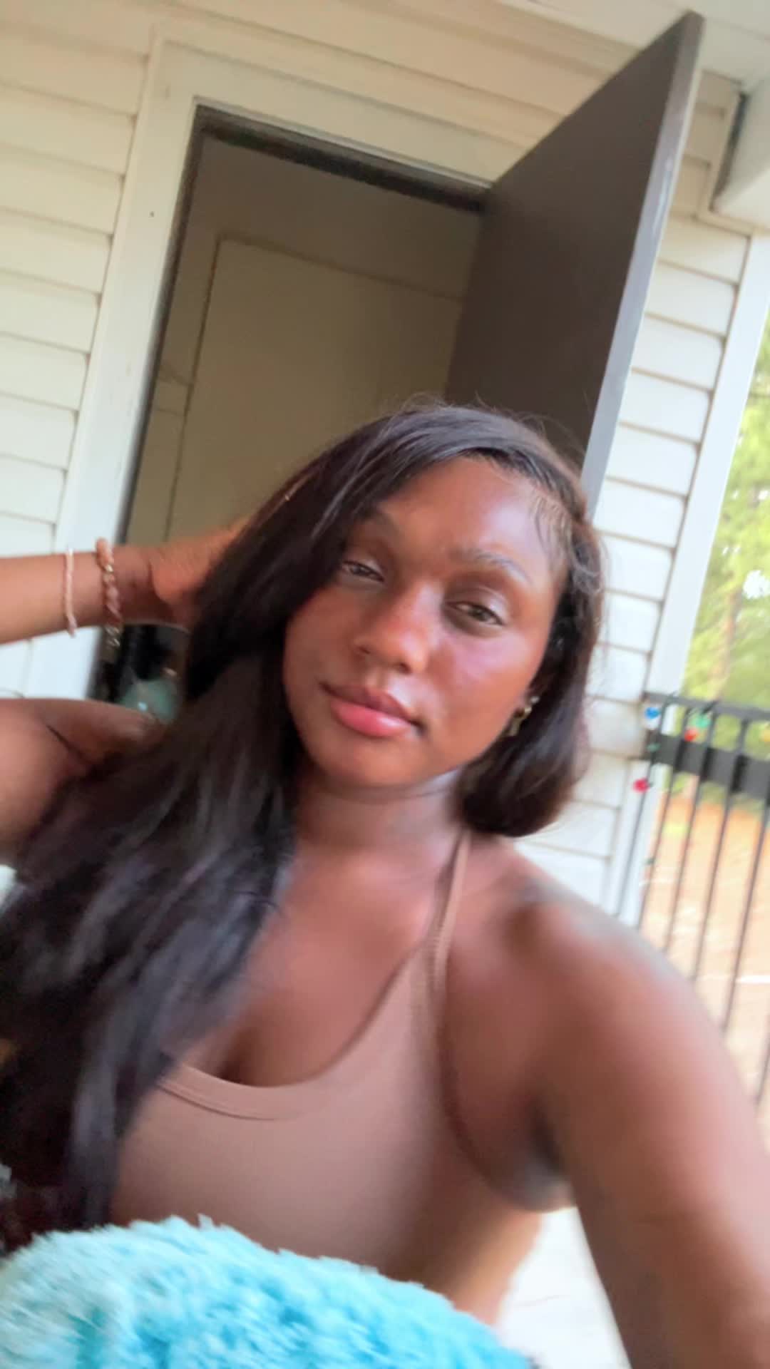 @Nicole.cey