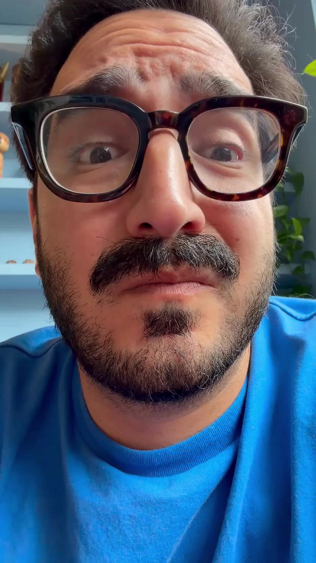 @Hand, Fuß, Mund