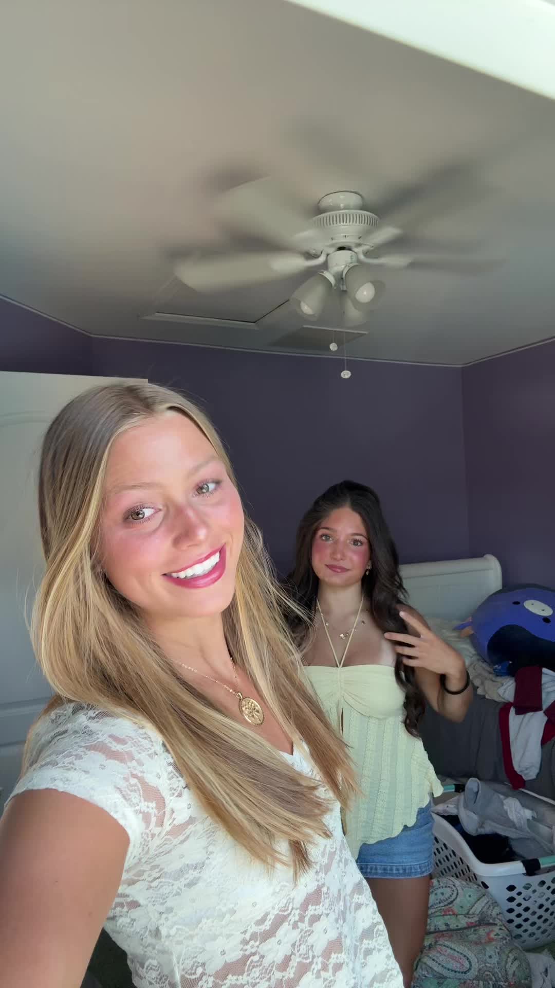 @Bella Moore