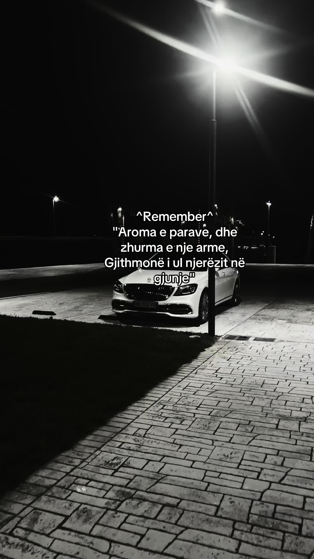 @Andr&eacute;a_gjoka.777.