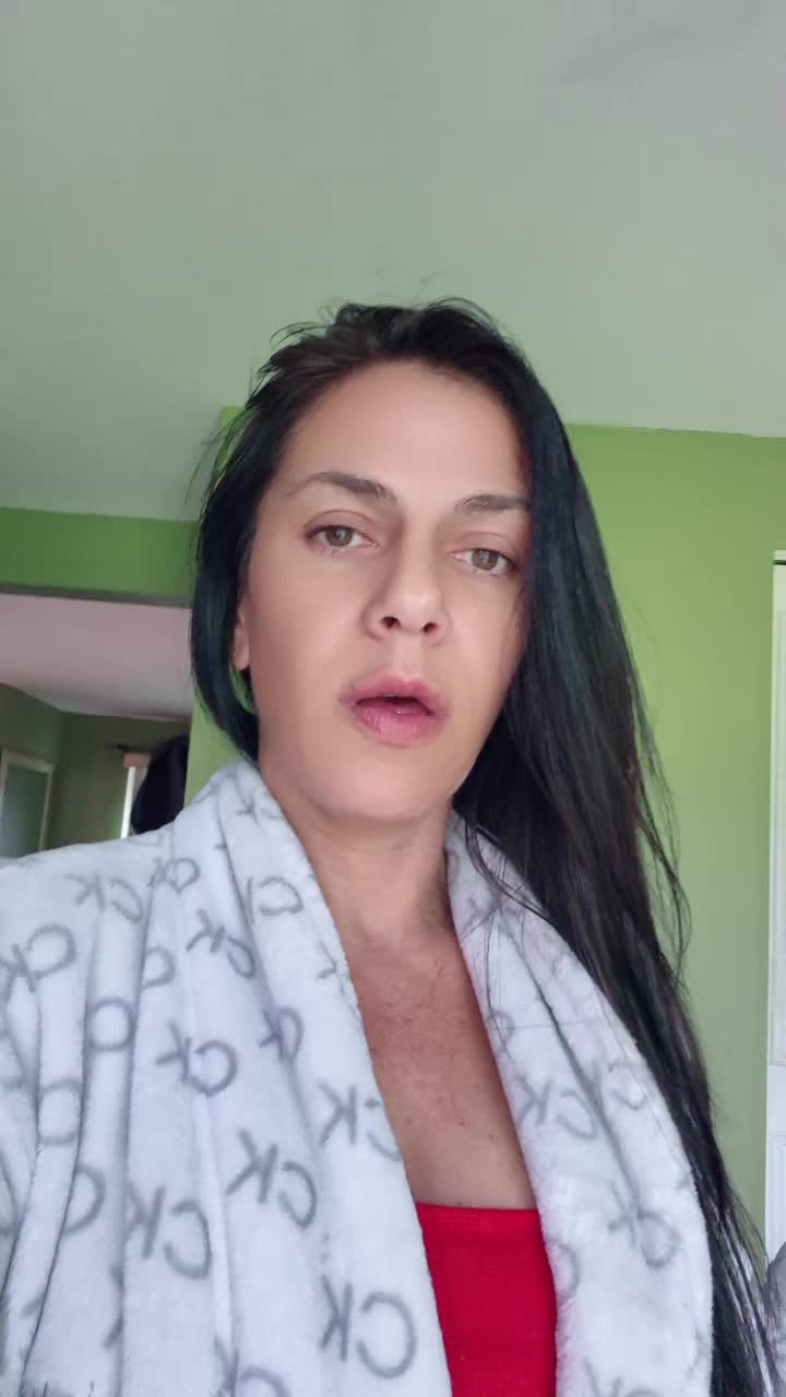 @nicoleB