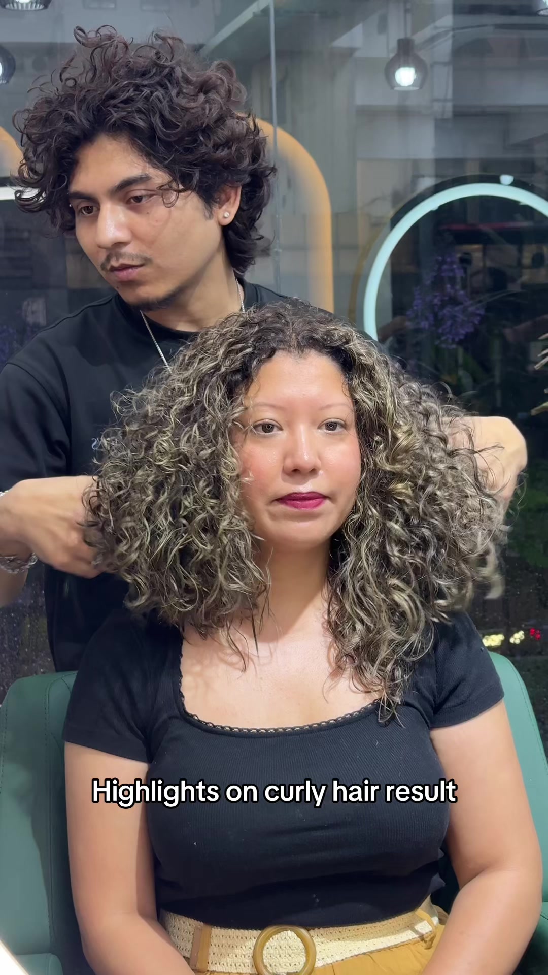 @Munney salon