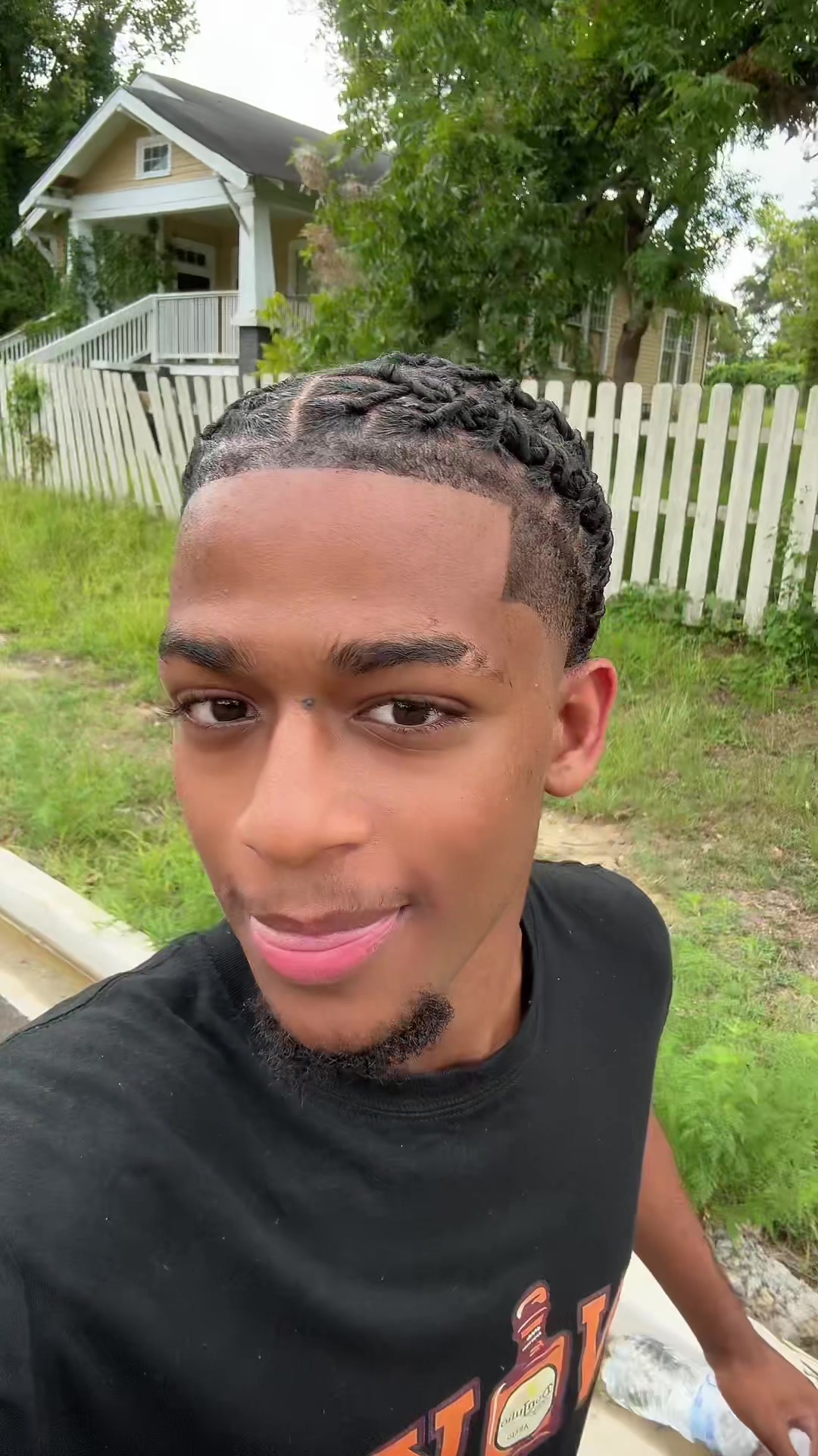 @T