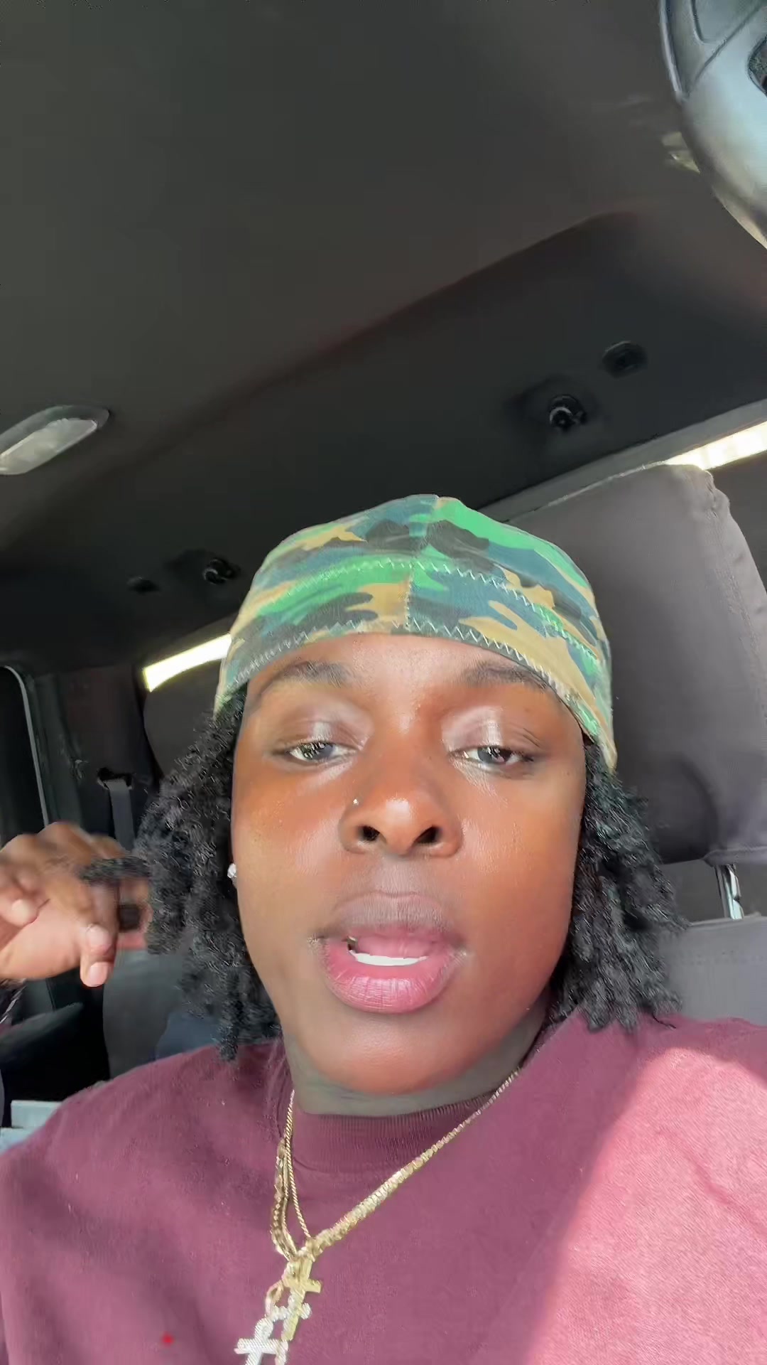 @DeFromTheSipp