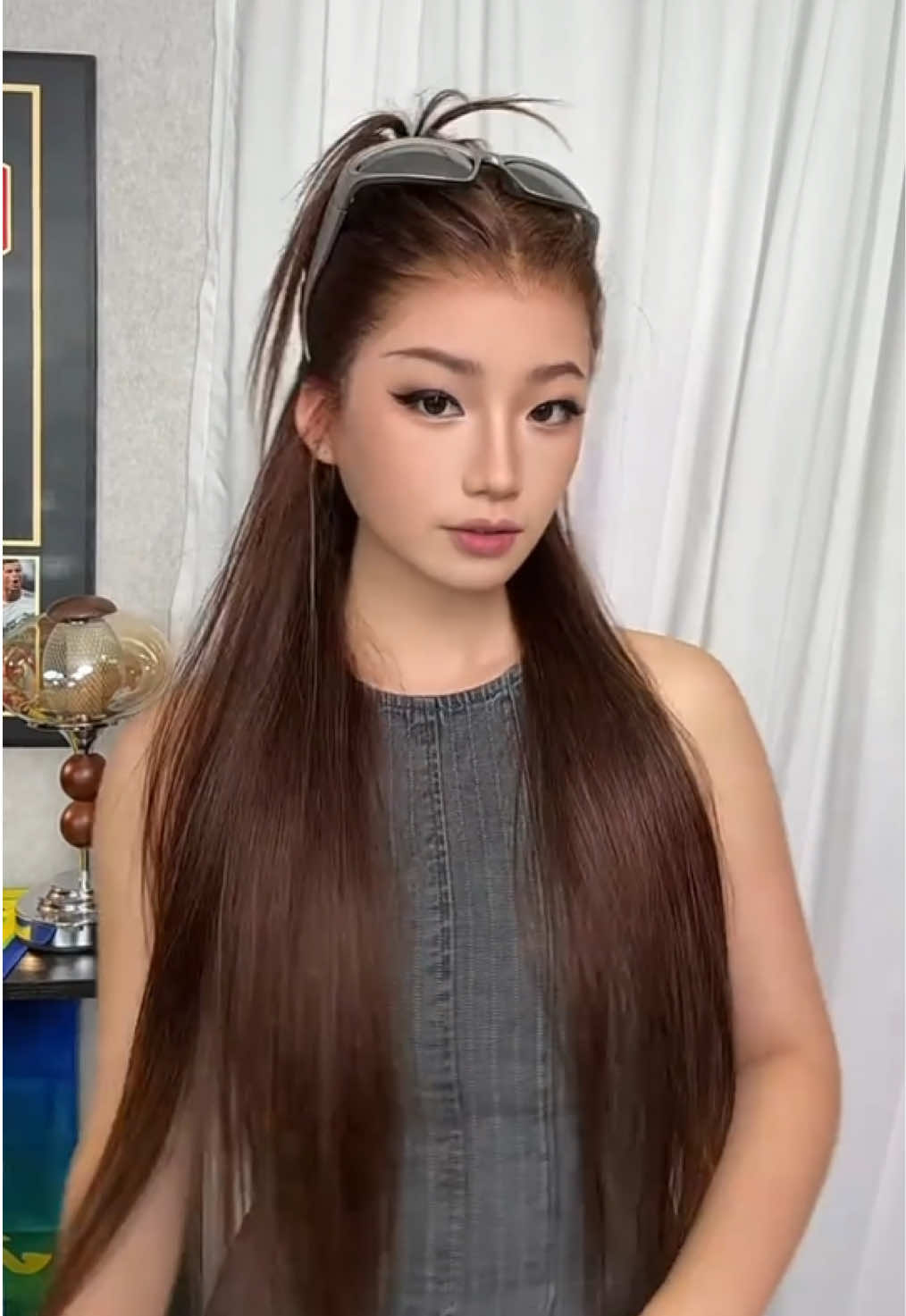 @megalook