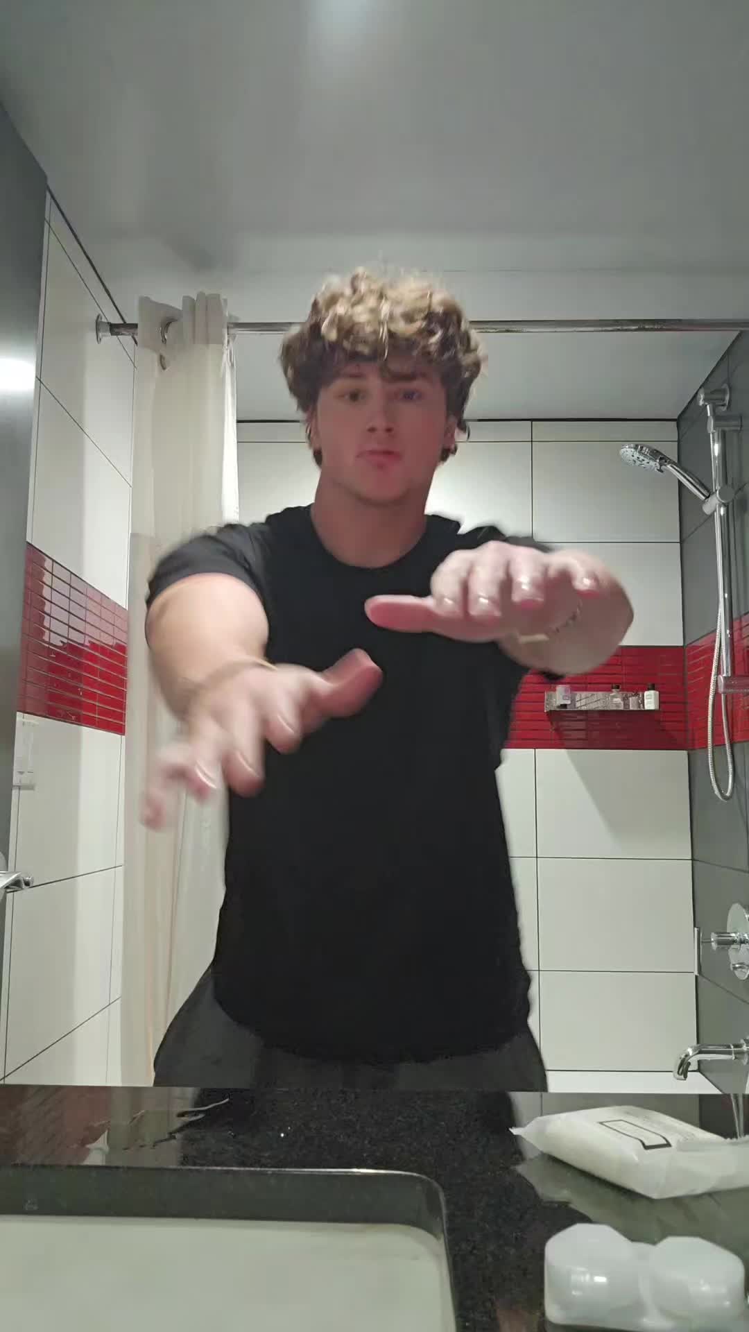 @JJ