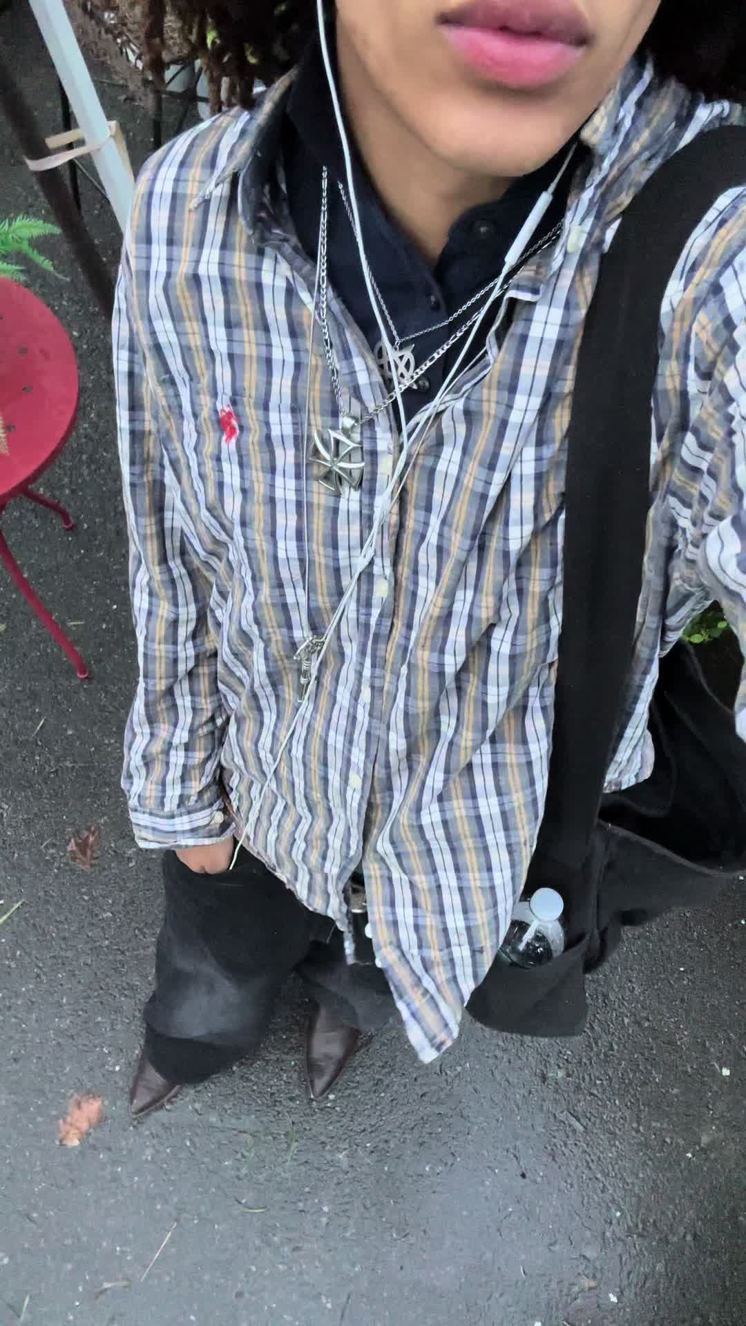 @$
