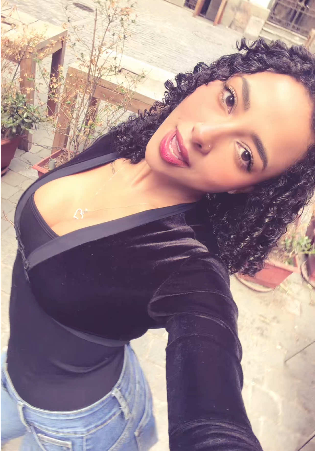 @ANA VV 🌟